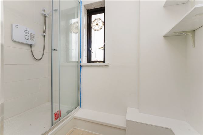 50 Stapleton House, Mountjoy Square, Dublin 1