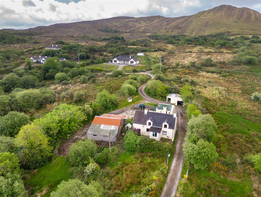 Derreenavurrig, Sneem, Co. Kerry, V93 K5CX Derreenavurrig, Sneem, Co. Kerry, V93 K5CX