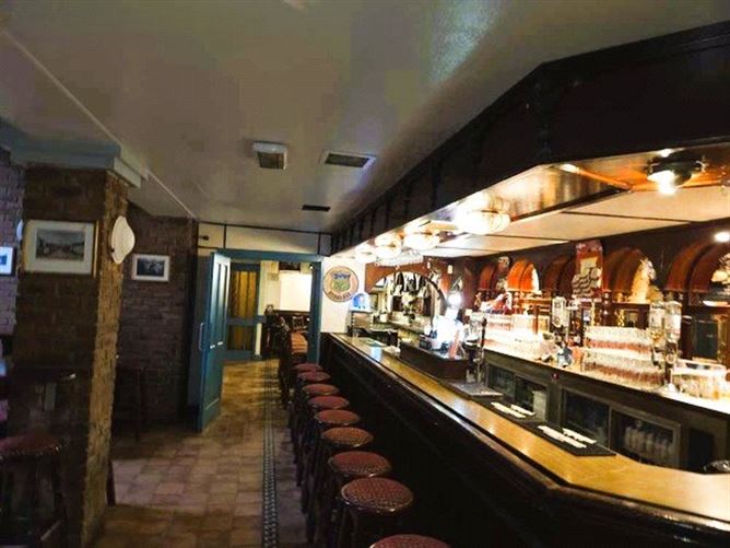 Photo 5 of 22 — Ryans Pub, Old Cork Road, Newport, Tipperary