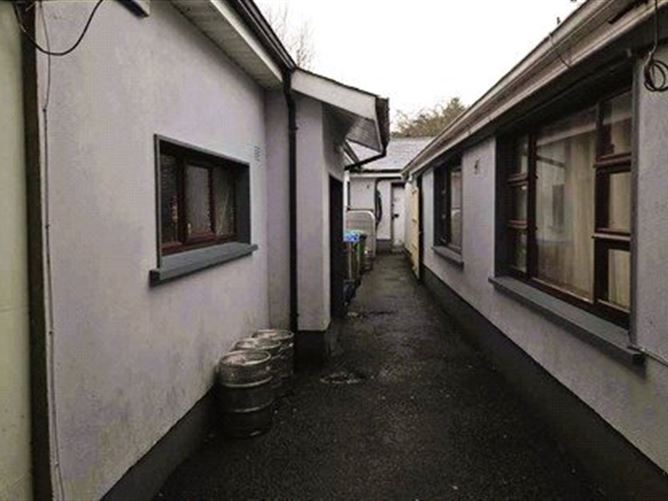 Photo 17 of 22 — Ryans Pub, Old Cork Road, Newport, Tipperary