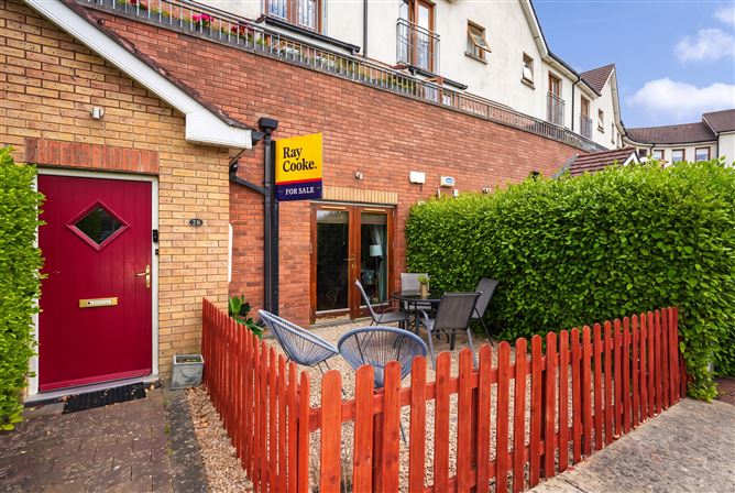 28 Summerseat Crescent, Clonee, Dublin 15, D15 TE69