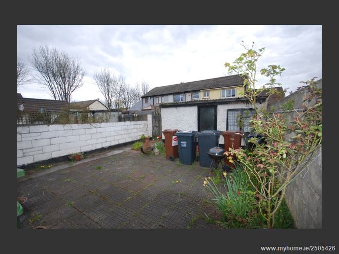 68 Oakwood Grove, Clondalkin,   Dublin 22