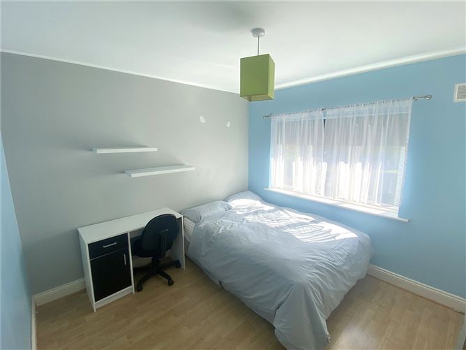 8 The Crescent, Dun Eala, Fermoy, Co. Cork.