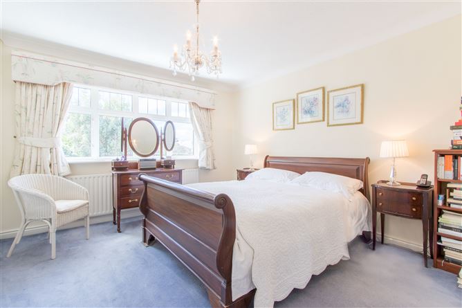 18 Ardilea Downs, Mount Merrion, County Dublin