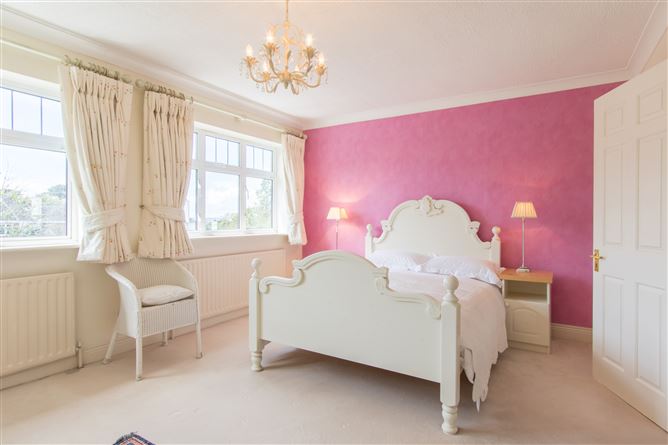 18 Ardilea Downs, Mount Merrion, County Dublin
