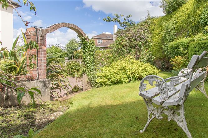 18 Ardilea Downs, Mount Merrion, County Dublin