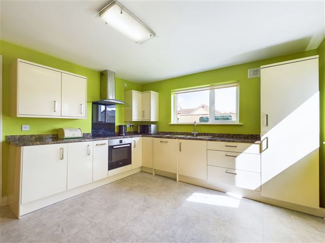 12 Ashgrove, Monadreen, Thurles, Co. Tipperary
