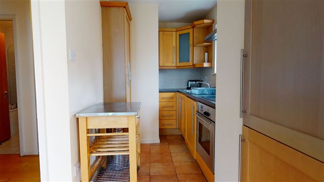 87 Griffith Hall, Drumcondra, Dublin 9