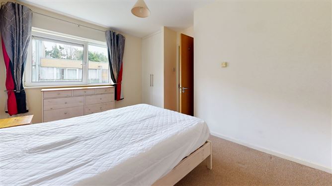 87 Griffith Hall, Drumcondra, Dublin 9