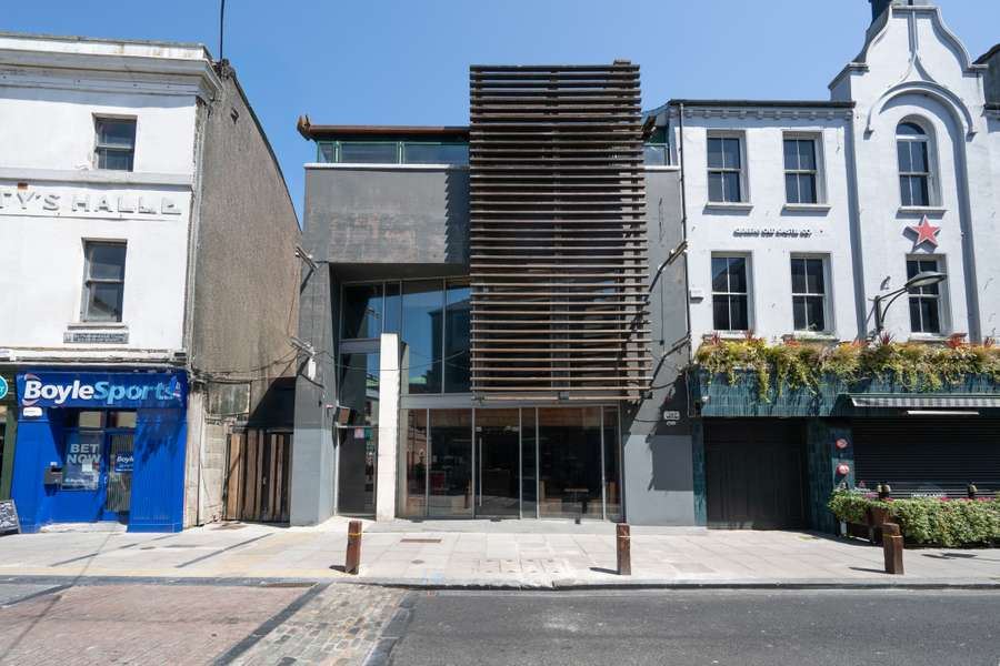 Former Captain America's, Upper floors 5 South Main Street, Cork City, Cork