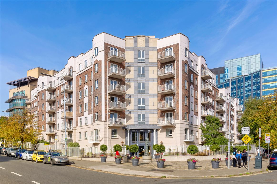 101 Pembroke Square, Grand Canal Street, Dublin 4