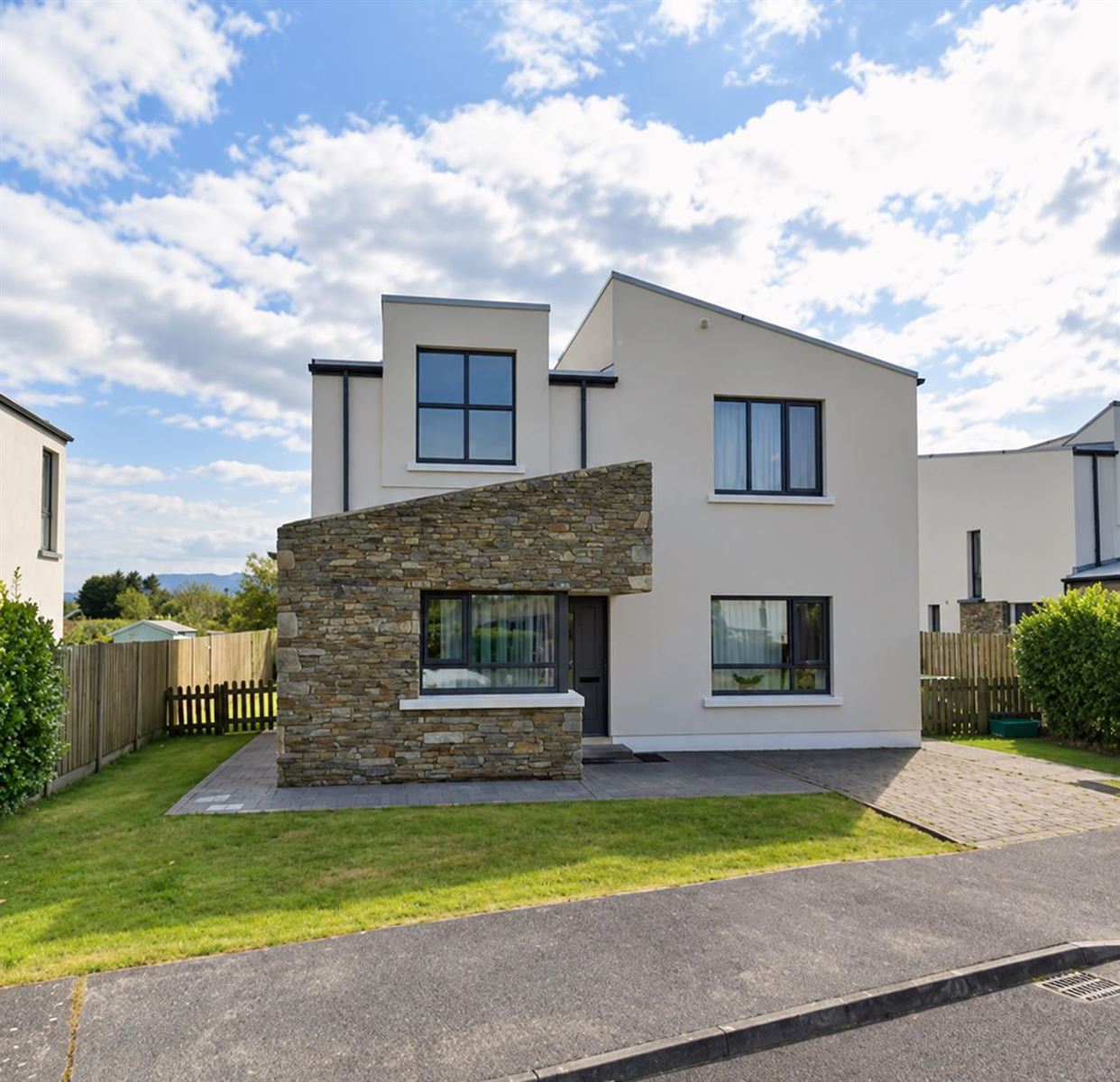 No. 6 Cill Cluain, Louisburgh, Mayo
