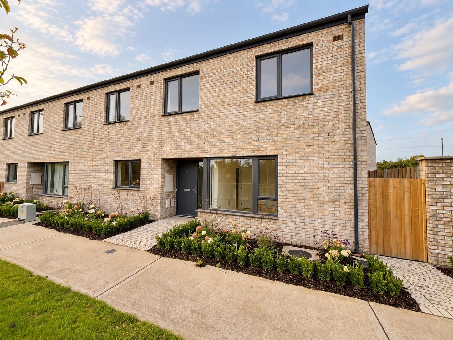 17 Kennan Walk, Luttrellstown Gate , Dublin 15