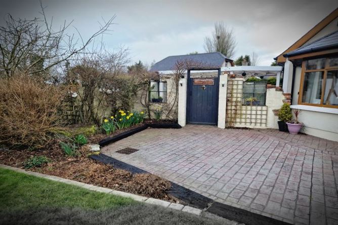 Airlie House, Palace, Clonroche, Clonroche, Wexford