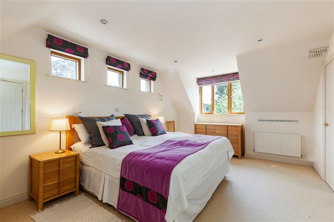 29 Church Road, Sutton, Dublin 13