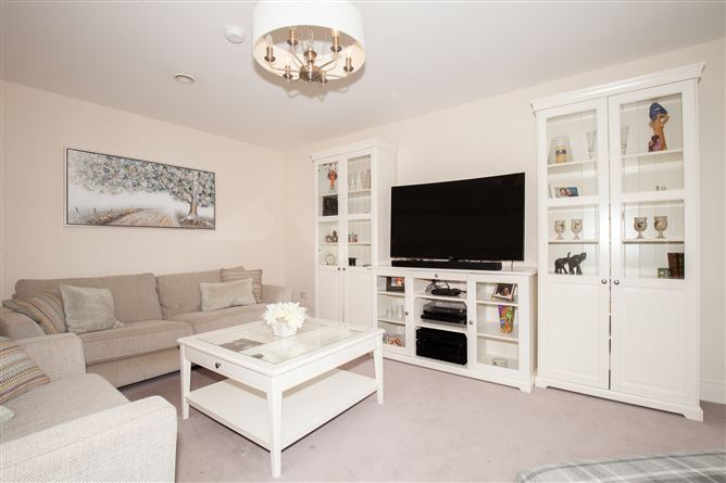 6 Diswellstown Way, Hamilton Park, Castleknock, Dublin 15