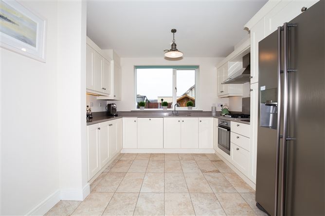 6 Diswellstown Way, Hamilton Park, Castleknock, Dublin 15