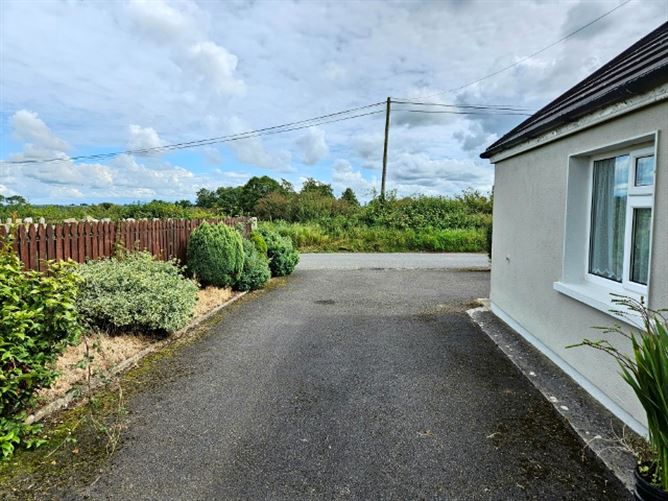 Shraugh, Clonakenny, Roscrea, Tipperary
