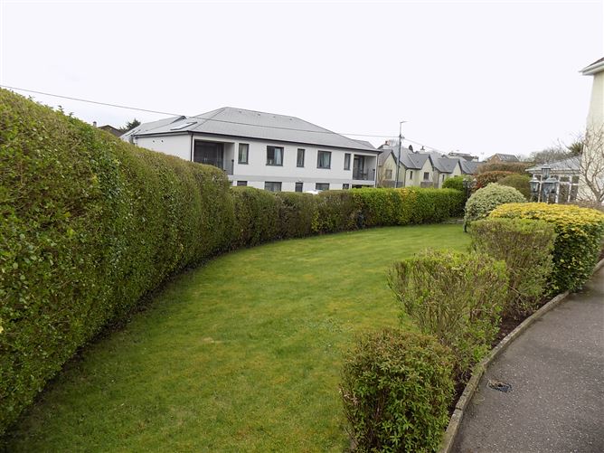 Englefield House, 1 Clanrickarde Estate, Blackrock, Cork