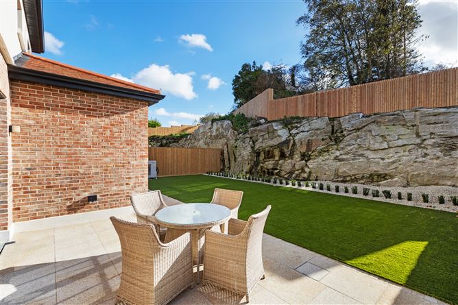 1 Lamb Doyle, Blackglen Road, Sandyford, Dublin 18
