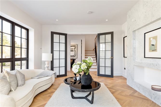 1 Lamb Doyle, Blackglen Road, Sandyford, Dublin 18
