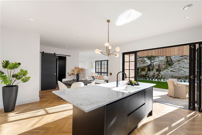1 Lamb Doyle, Blackglen Road, Sandyford, Dublin 18
