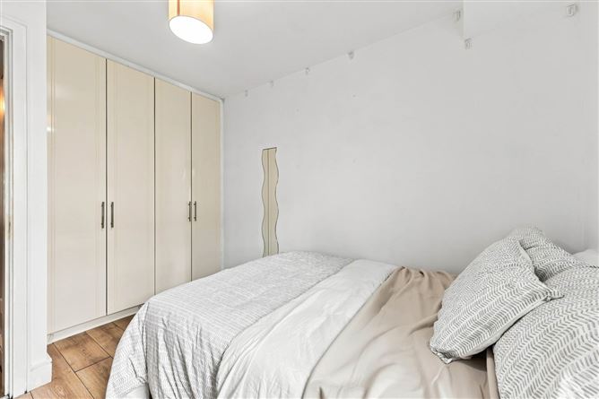 Photo 11 of 15 — 6 The Paddocks, Ongar Village, Dublin 15