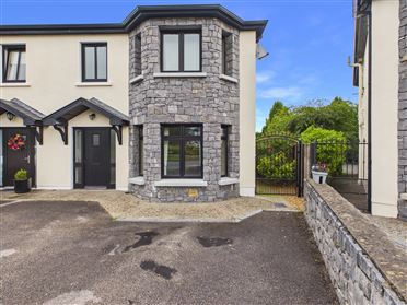 29 Ti na Ri, Loughrea, Co. Galway