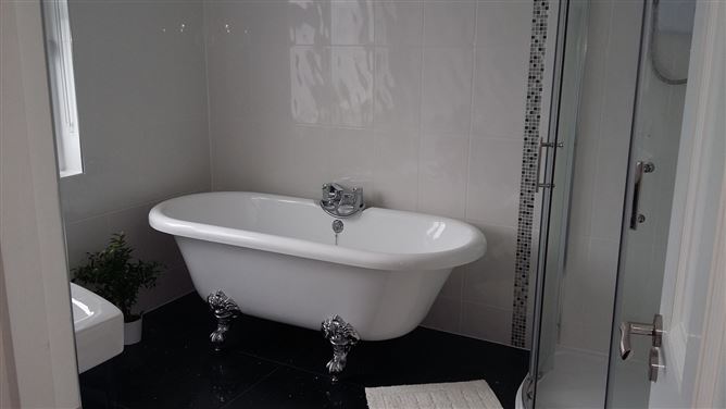 Double room  - 4km from city centre, Dublin
