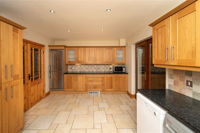 17 Glenview Park, The Glen, Dillons Cross, Cork