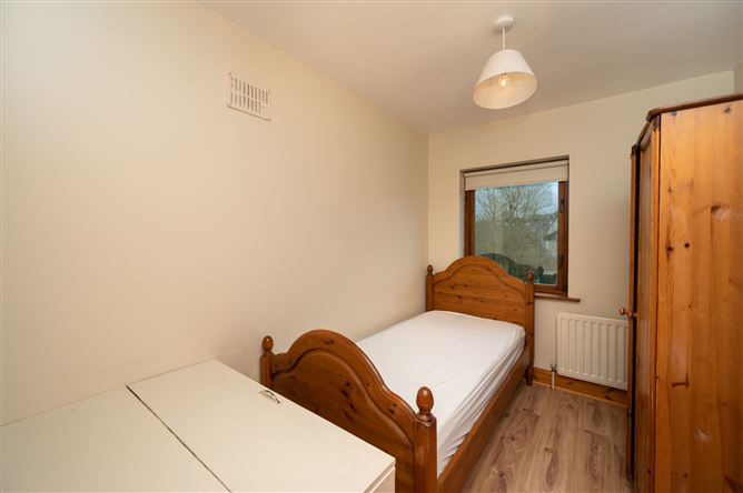 17 Glenview Park, The Glen, Dillons Cross, Cork