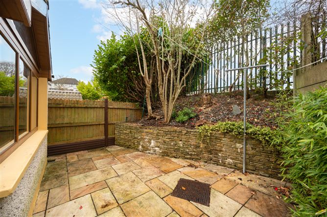 17 Glenview Park, The Glen, Dillons Cross, Cork