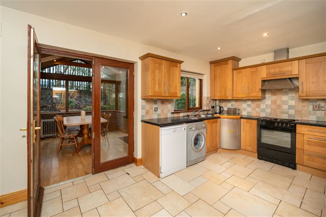 17 Glenview Park, The Glen, Dillons Cross, Cork