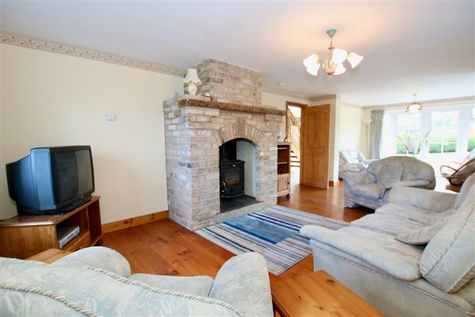 Benown Cottage, Glasson, Westmeath