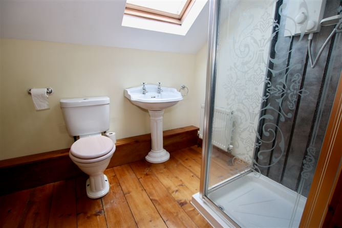 Benown Cottage, Glasson, Westmeath
