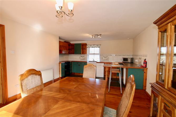 Benown Cottage, Glasson, Westmeath