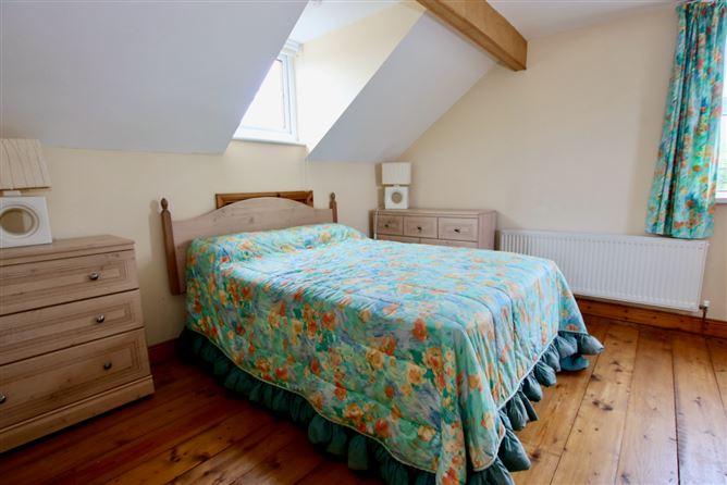 Benown Cottage, Glasson, Westmeath