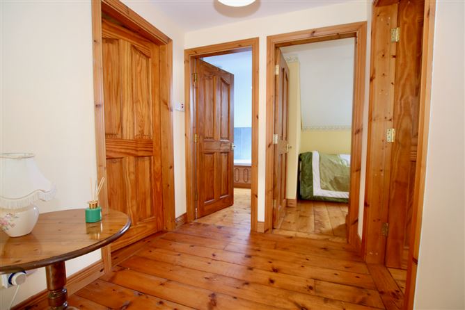 Benown Cottage, Glasson, Westmeath