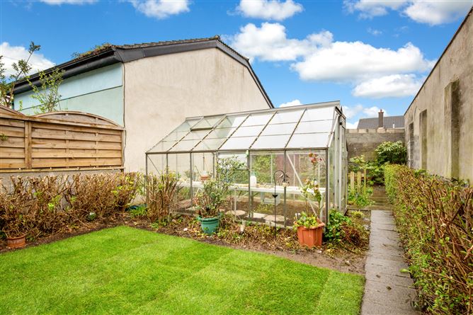 3 Kinvara Drive, Navan Road, Dublin 7