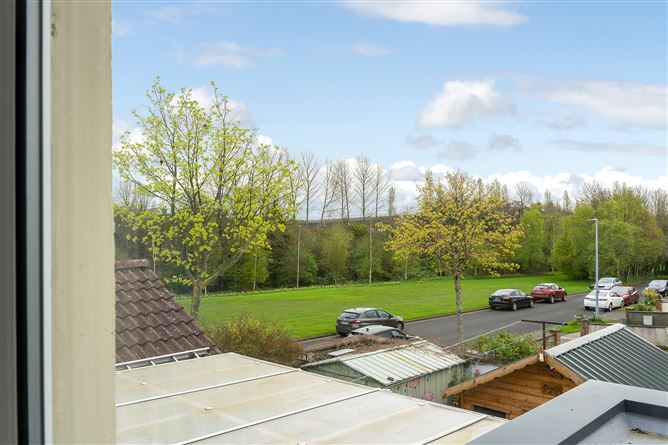 38 OAK RISE, Royal Oak, Santry, Dublin 9