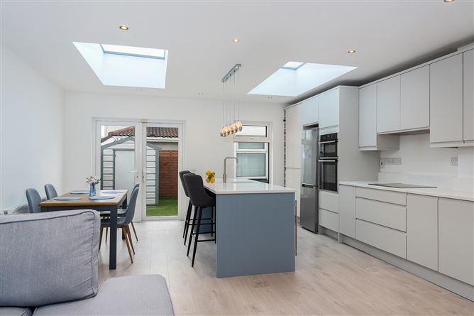 38 OAK RISE, Royal Oak, Santry, Dublin 9