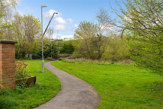 38 OAK RISE, Royal Oak, Santry, Dublin 9
