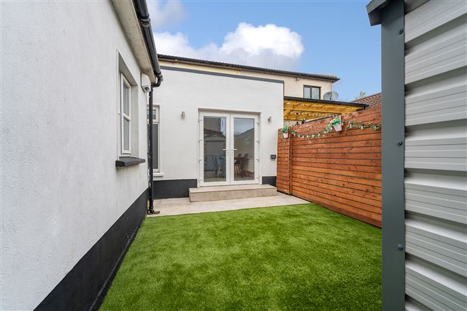 38 OAK RISE, Royal Oak, Santry, Dublin 9