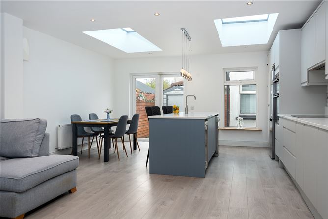 38 OAK RISE, Royal Oak, Santry, Dublin 9