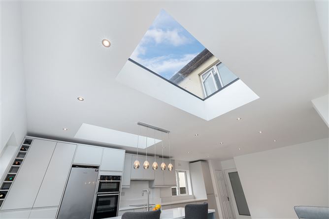38 OAK RISE, Royal Oak, Santry, Dublin 9