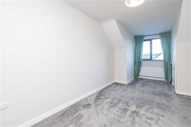 16 The Avenue, Station Manor, Station Road, Portmarnock, County Dublin