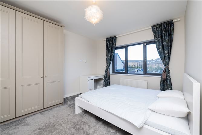 16 The Avenue, Station Manor, Station Road, Portmarnock, County Dublin
