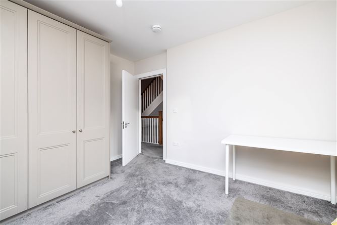 16 The Avenue, Station Manor, Station Road, Portmarnock, County Dublin