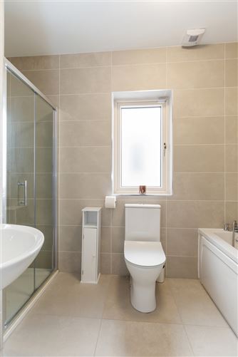4 Gandon Way, Lucan, Co.Dublin