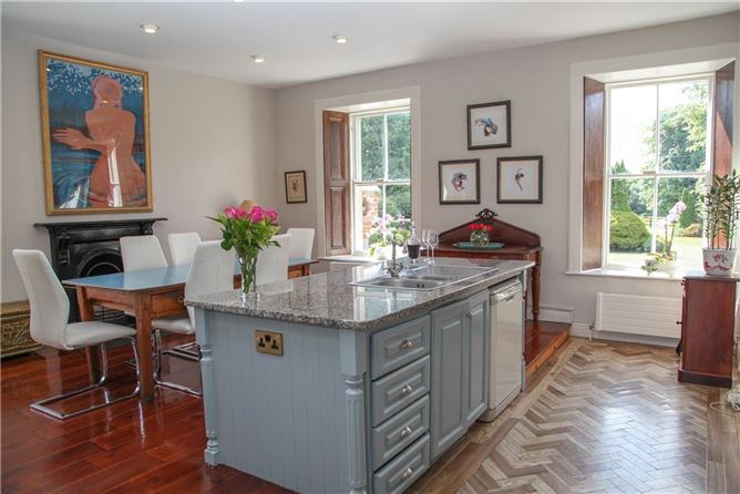 Kilteelagh House, Dromineer, County Tipperary